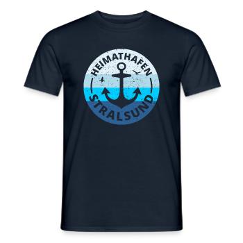 Stralsund - Heimathafen Stralsund Geschenkidee - Männer T-Shirt - Navy - Vorne - AI Model Male 178 light (178cm)