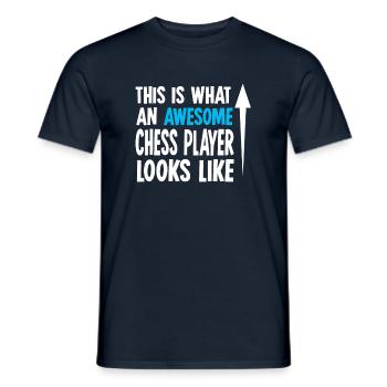 Jeu d'échecs Jeu d'échecs Échiquier Checkerboard Checkmate - T-shirt homme - marine - Devant - AI Model Male 178 light (178cm)