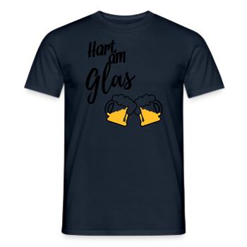 Hart am Glas - Männer T-Shirt - Navy - Vorne - AI Model Male 178 light (178cm)
