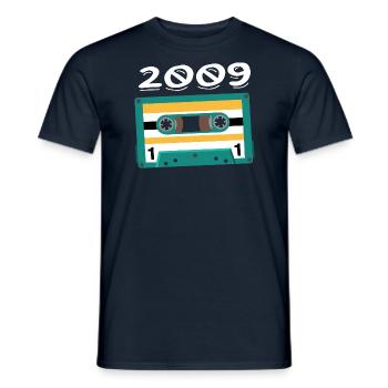 Cassette 2009 Vintage Anniversaire 2009 - T-shirt homme - marine - Devant - AI Model Male 178 light (178cm)