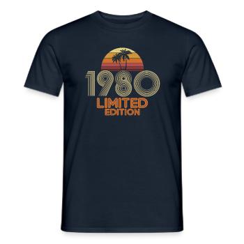 1980 Retro Geburtstag Geschenkidee - Männer T-Shirt - Navy - Vorne - AI Model Male 178 light (178cm)