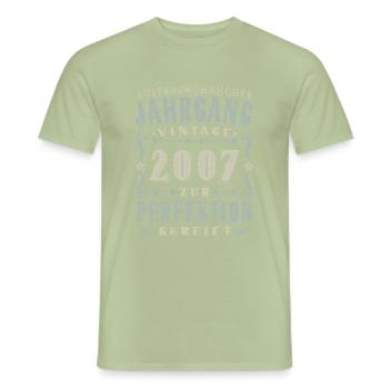 18. Geburtstag18 Jahre Jahrgang 2007 - Männer T-Shirt - Sage - Vorne - AI Model Male 178 light (178cm)