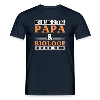 Ich habe 2 Titel Papa und Biologe - Männer T-Shirt - Navy - Vorne - AI Model Male 178 light (178cm)
