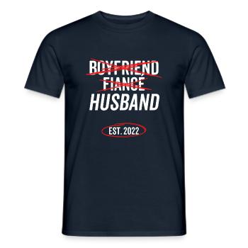 Boyfriend Fiancé Husband Est 2022 - Men's T-Shirt - navy - Front - AI Model Male 178 light (178cm)