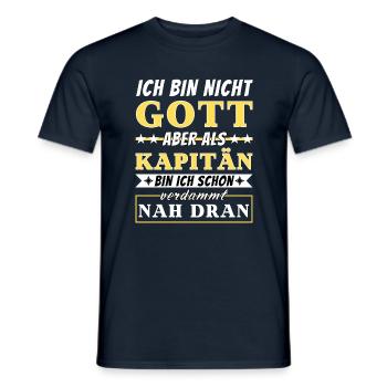 Ich bin nicht Gott aber als Kapitän nah dran - Männer T-Shirt - Navy - Vorne - AI Model Male 178 light (178cm)