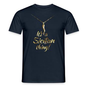 Es ist eine sizilianische Sache - Männer T-Shirt - Navy - Vorne - AI Model Male 178 light (178cm)