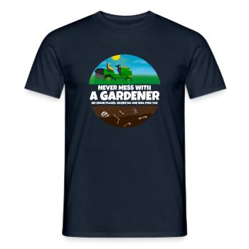 N’investissez jamais avec un jardinier I Gardener disant - T-shirt homme - marine - Devant - AI Model Male 178 light (178cm)
