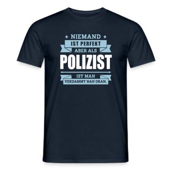 Funshirt Polizist - Männer T-Shirt - Navy - Vorne - AI Model Male 178 light (178cm)