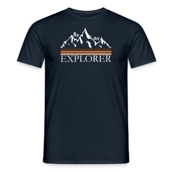 Explorer - Männer T-Shirt - Navy - Vorne - AI Model Male 178 light (178cm)
