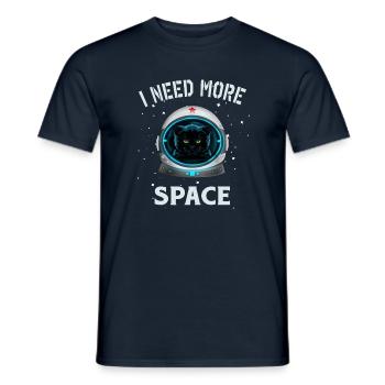 i need more space - Männer T-Shirt - Navy - Vorne - AI Model Male 178 light (178cm)