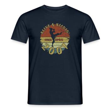 18. Geburtstag Alive and kickin since 04/2007 - Men's T-Shirt - navy - Front - AI Model Male 178 light (178cm)