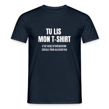 Tu Lis Mon T-Shirt Humour - T-shirt homme - marine - Devant - AI Model Male 178 light (178cm)