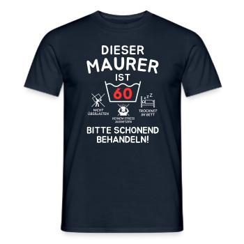 Dieser Maurer ist 60. Schonend behandeln - Männer T-Shirt - Navy - Vorne - AI Model Male 178 light (178cm)