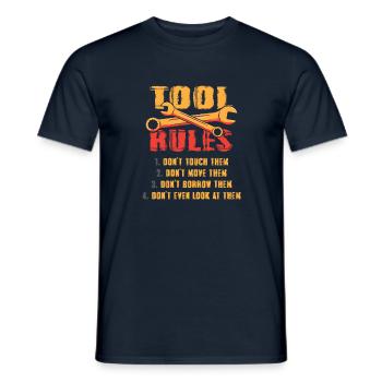 Drôles d’outils Règles Toolmaker Mechanic - T-shirt homme - marine - Devant - AI Model Male 178 light (178cm)