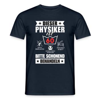 Dieser Physiker ist 60. Schonend behandeln - Männer T-Shirt - Navy - Vorne - AI Model Male 178 light (178cm)
