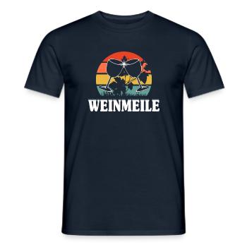 Weinmeile mit Weinglas zur Weinwanderung - Männer T-Shirt - Navy - Vorne - AI Model Male 178 light (178cm)