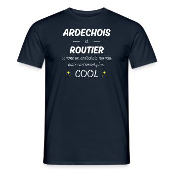 ardechois et routier ardechois plus cool - T-shirt homme - marine - Devant - AI Model Male 178 light (178cm)