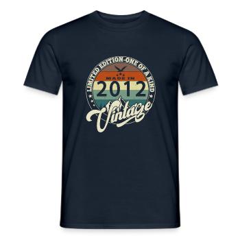 Jahrgang 2012 Best of 2012 - 13 Jahre alter Geburtstag - Männer T-Shirt - Navy - Vorne - AI Model Male 178 light (178cm)