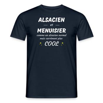 alsacien et menuisier alsacien plus cool - T-shirt homme - marine - Devant - AI Model Male 178 light (178cm)