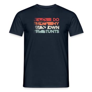 I Do My Own Stunts - Lustiges Tollpatsch Geschenk - Männer T-Shirt - Navy - Vorne - AI Model Male 178 light (178cm)