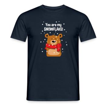 Ours avec foulard dans la neige - T-shirt homme - marine - Devant - AI Model Male 178 light (178cm)