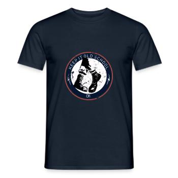 Keep It Oldsccol - Keep It Strong - OI Skinhead - T-shirt homme - marine - Devant - AI Model Male 178 light (178cm)