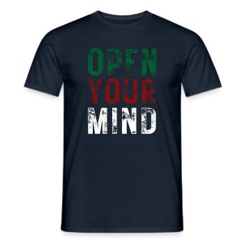 OPEN YOUR MIND – Farbe Grün, Rot, Weiß - Männer T-Shirt - Navy - Vorne - AI Model Male 178 light (178cm)