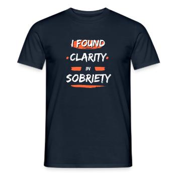 Ich fand Klarheit in der Nüchternheit - Männer T-Shirt - Navy - Vorne - AI Model Male 178 light (178cm)