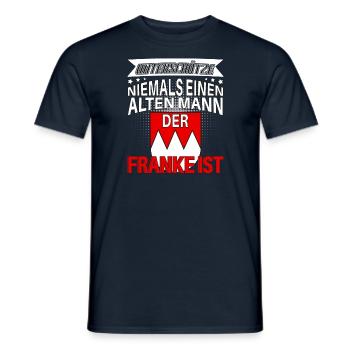 Unterschätze niemals alten Mann der Franke ist - Männer T-Shirt - Navy - Vorne - AI Model Male 178 light (178cm)