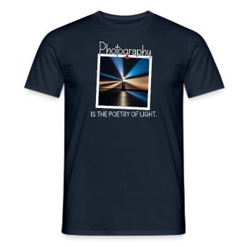 Photography is the poetry of light - Männer T-Shirt - Navy - Vorne - AI Model Male 178 light (178cm)