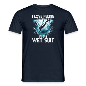 Diving I love peeing my wet suit - Men's T-Shirt - navy - Front - AI Model Male 178 light (178cm)