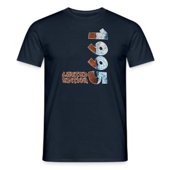 Edition Limitée 1995 Beach Design - T-shirt homme - marine - Devant - AI Model Male 178 light (178cm)