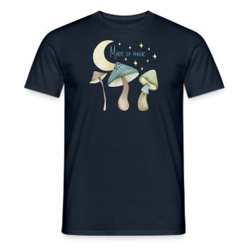 Des champignons magiques. Cadeaux pour les amateurs de champignons - T-shirt homme - marine - Devant - AI Model Male 178 light (178cm)