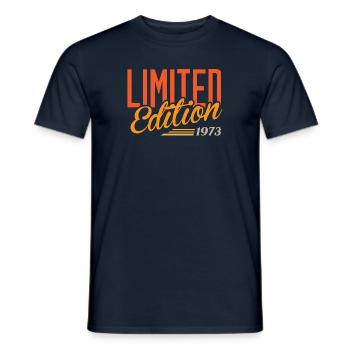 1973 Limited Edition - Männer T-Shirt - Navy - Vorne - AI Model Male 178 light (178cm)