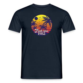 Vintage 1982 - Männer T-Shirt - Navy - Vorne - AI Model Male 178 light (178cm)