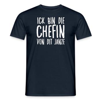 Ich Bin Die Chefin Von Dit Janze Berliner Spruch - Männer T-Shirt - Navy - Vorne - AI Model Male 178 light (178cm)