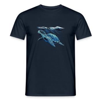 Sea Turtle illustration - Meeres Schildkröte - Men's T-Shirt - navy - Front - AI Model Male 178 light (178cm)