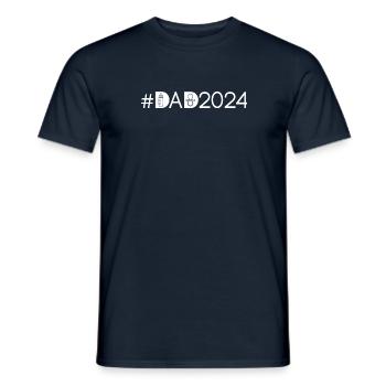 Dad 2024 Ich Werde Papa Vater Werden New Daddy - Männer T-Shirt - Navy - Vorne - AI Model Male 178 light (178cm)