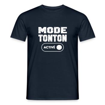 mode tonton activé - T-shirt homme - marine - Devant - AI Model Male 178 light (178cm)