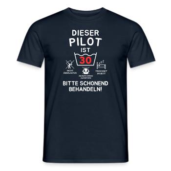 This pilot is 30. - Men's T-Shirt - navy - Front - AI Model Male 178 light (178cm)
