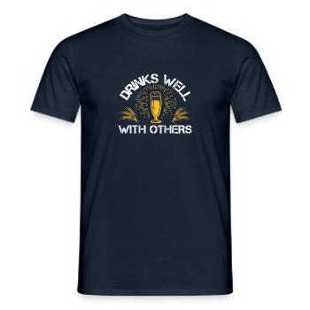 Boit bien avec les autres - T-shirt homme - marine - Devant - AI Model Male 178 light (178cm)