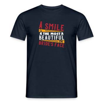 Un sourire est le plus beau sur le visage de la mariée 01 - T-shirt homme - marine - Devant - AI Model Male 178 light (178cm)