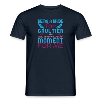 Être une mariée pour Gaultier était très spécial - T-shirt homme - marine - Devant - AI Model Male 178 light (178cm)