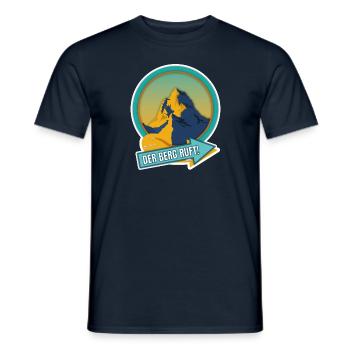 DER BERG RUFT! - Männer T-Shirt - Navy - Vorne - AI Model Male 178 light (178cm)
