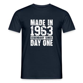 Hergestellt 1963, legendär seit dem ersten Tag - Männer T-Shirt - Navy - Vorne - AI Model Male 178 light (178cm)