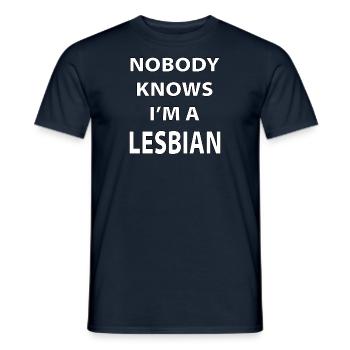 nobody knows Im a lesbian - lustiger Spruch - Men's T-Shirt - navy - Front - AI Model Male 178 light (178cm)