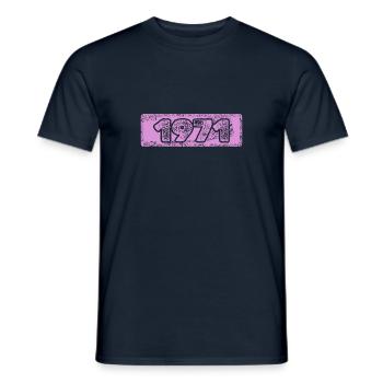 1971 - Men's T-Shirt - navy - Front - AI Model Male 178 light (178cm)