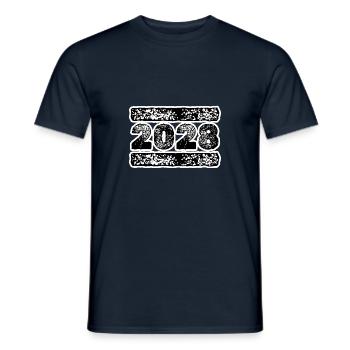 2028 2028 - Männer T-Shirt - Navy - Vorne - AI Model Male 178 light (178cm)