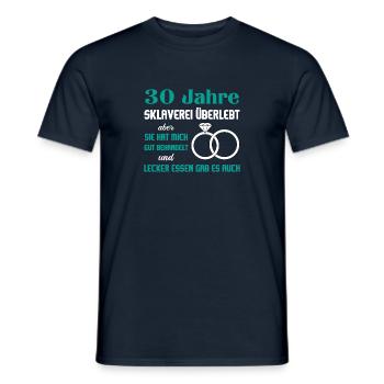 Hochzeitstag Jubiläum Verheiratet Ehe Ehemann - Männer T-Shirt - Navy - Vorne - AI Model Male 178 light (178cm)