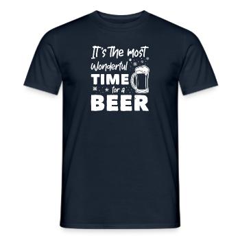 Beste Jahreszeit für Bier ist Winter Weihnachten - Männer T-Shirt - Navy - Vorne - AI Model Male 178 light (178cm)